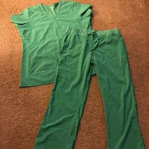 Women’s MedCouture scrubs